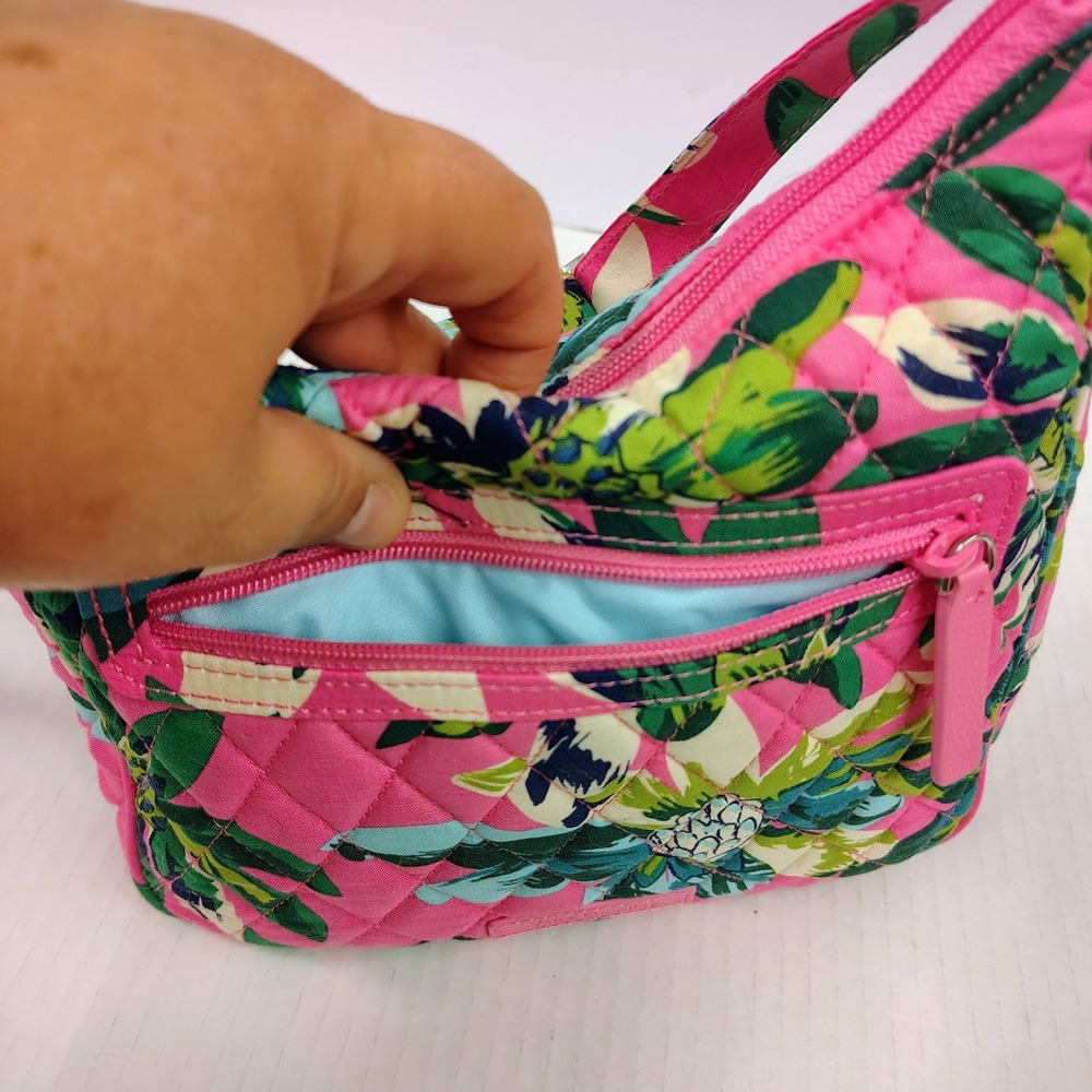 Vera Bradley Pink Floral Quilted Cotton Crossbody Bag 23304-J26 Adjustable strap - Picture 9 of 15